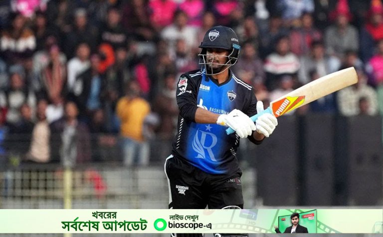 আবারও ব্যর্থ সাকিব, ফিরলেন শূন্য রানে