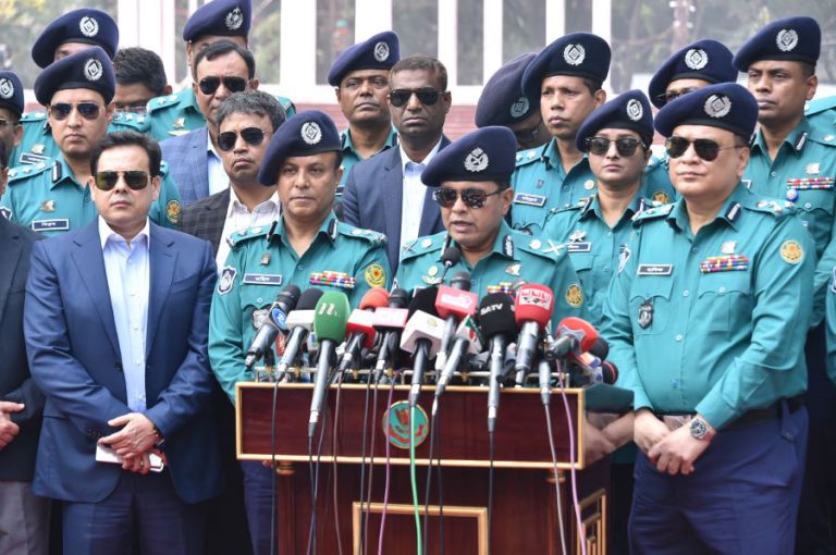 একুশে ফেব্রুয়ারিতে ৪ স্তরের নিরাপত্তা ব্যবস্থা থাকবে: ডিএমপি কমিশনার