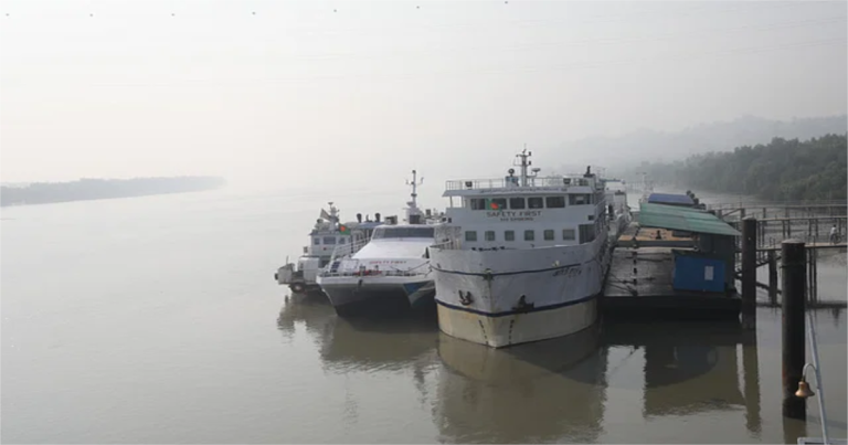 এবার টেকনাফে সীমান্তের ওপারে গোলাগুলি