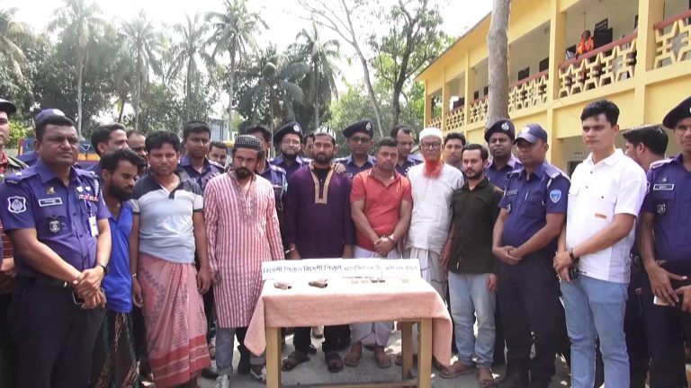 কুমিল্লায় ছাত্রদল কর্মী নিহতের ঘটনায় অস্ত্রসহ আটক ৭
