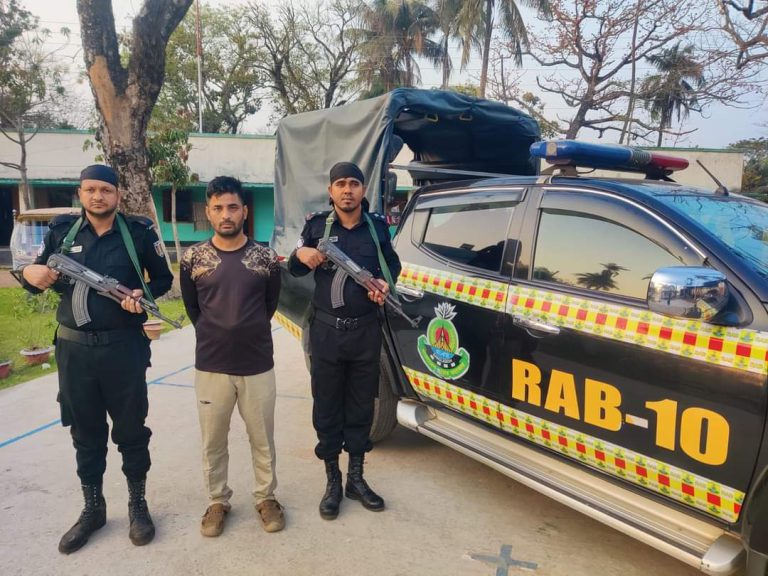মুন্সীগঞ্জে ৭ হাজার পিস ইয়াবাসহ গ্রেপ্তার ১