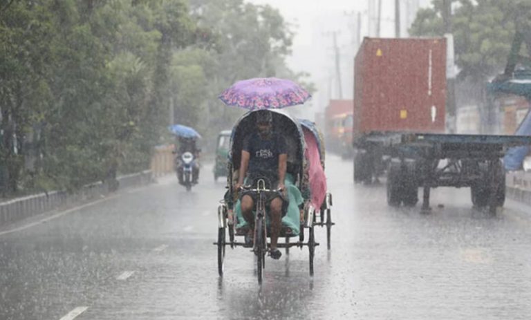 দেশে ৩ দিন বজ্রসহ বৃষ্টির সম্ভাবনা