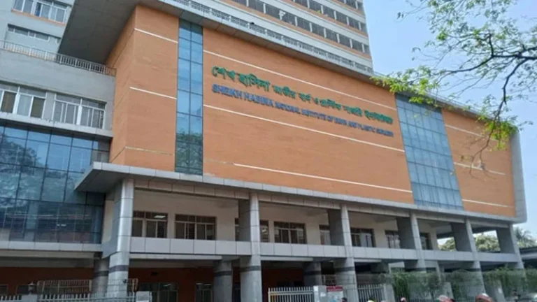গাজীপু‌রের সি‌লিন্ডা‌র বিস্ফোরণ; ১০ জনের অবস্থা আশঙ্কাজনক