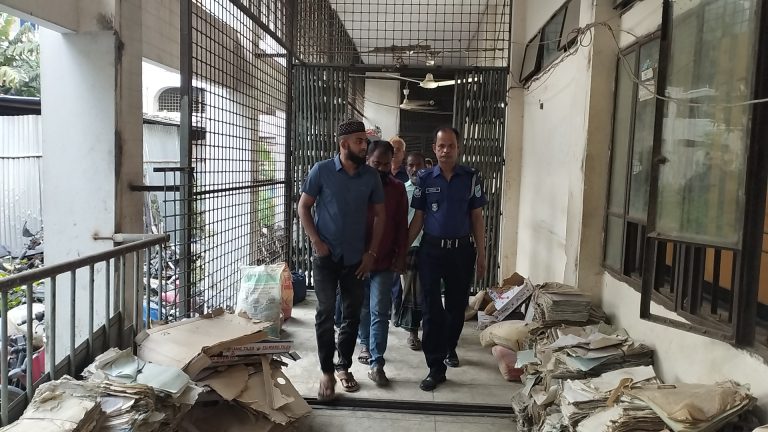 নারায়ণগঞ্জে যুবককে কুপিয়ে হত্যা, ৬ জনের যাবজ্জীবন