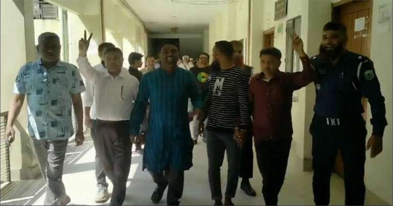 নওগাঁয় জামিন নিতে গিয়ে কারাগারে বিএনপির ৭ নেতা