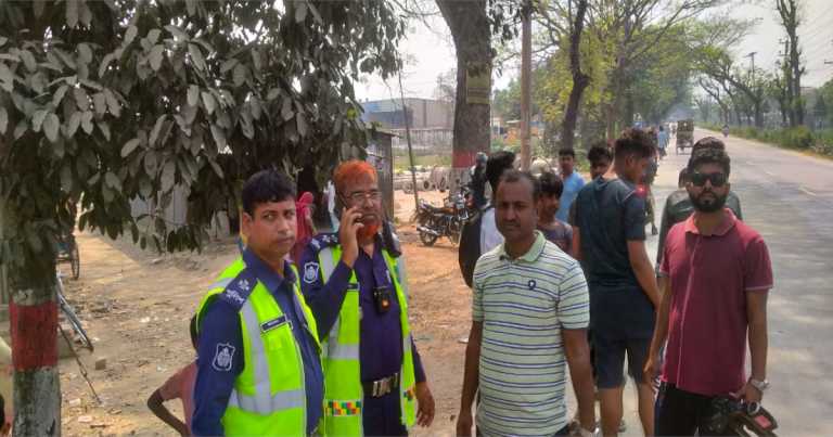 মানিকগঞ্জে ট্রাক চাপায় ওষুধ কোম্পানির প্রতিনিধি নিহত