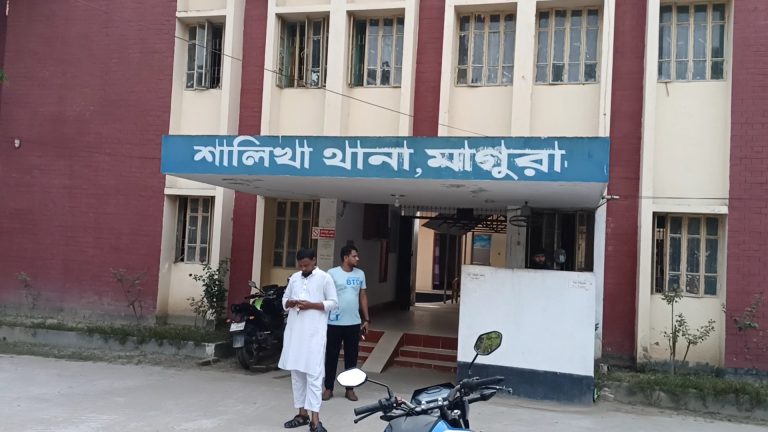 মাগুরায় পুলিশের এএসআই’র স্ত্রীর ঝুলন্ত মরদেহ উদ্ধার