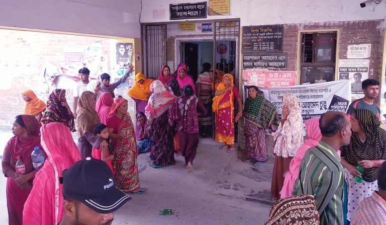 মেহেরপুরের সড়ক দুর্ঘটনায় নিহত ১