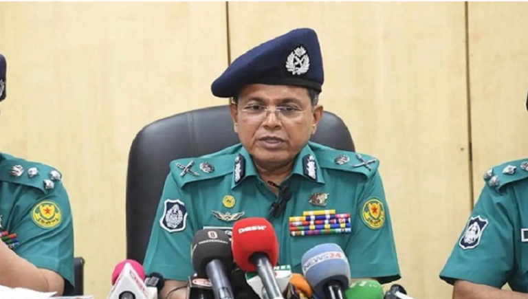 রাত ১১টার পর চায়ের দোকান বন্ধের নির্দেশ