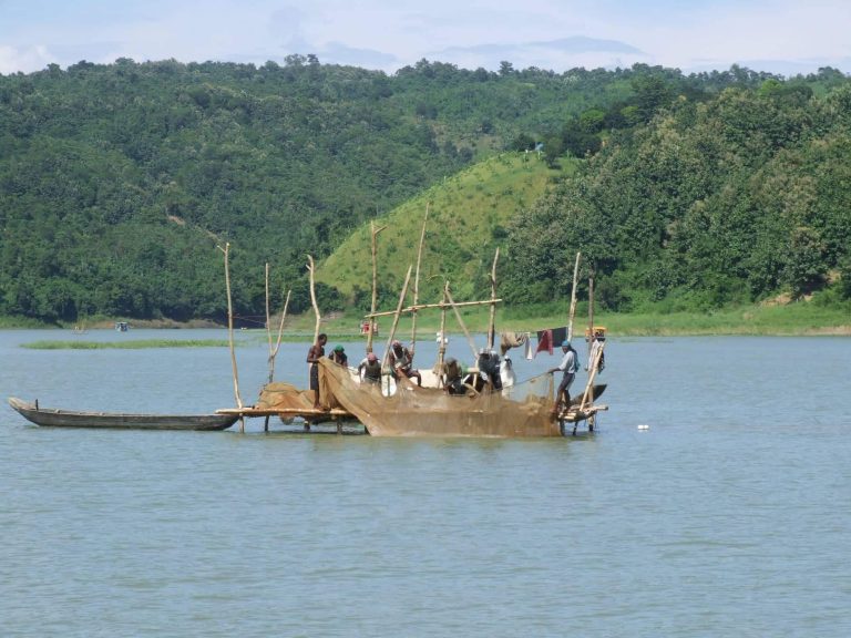 রাঙামাটির কাপ্তাই হ্রদে মৎস আহরণ বন্ধ হচ্ছে ২৫ এপ্রিল