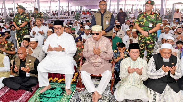 জাতীয় ঈদগাহে ঈদের প্রধান জামাত অনুষ্ঠিত