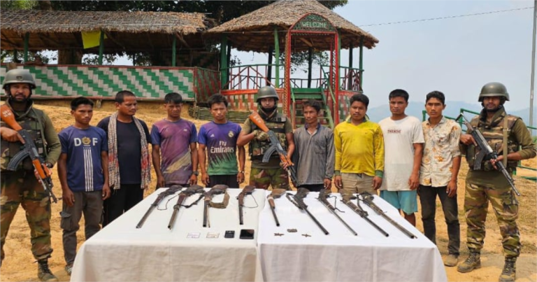 সেনা অভিযানে বান্দরবানে আরও ৮ কেএনএফ সদস্য আটক