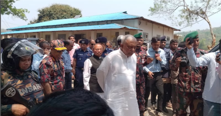 কুকিচিন নির্মূলে শিগগিরই সাঁড়াশি অভিযান: স্বরাষ্ট্রমন্ত্রী