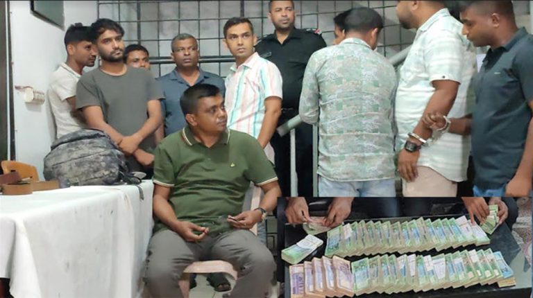 ২২ লাখ টাকা নিয়ে চেয়ারম্যান প্রার্থী আটক, ১২ ঘণ্টা পর মুক্ত