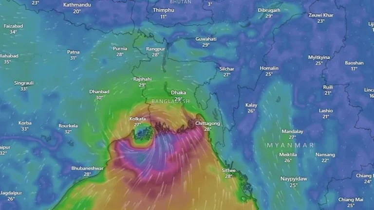 দুর্বল হয়ে স্থল নিম্নচাপে পরিণত ঘূর্ণিঝড় ‘রিমাল’
