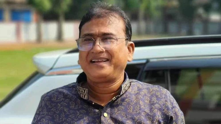 এমপির হত্যাকাণ্ডে স্তব্দ কালীগঞ্জবাসী, কার্যালয়ে কালো পতাকা উত্তোলন