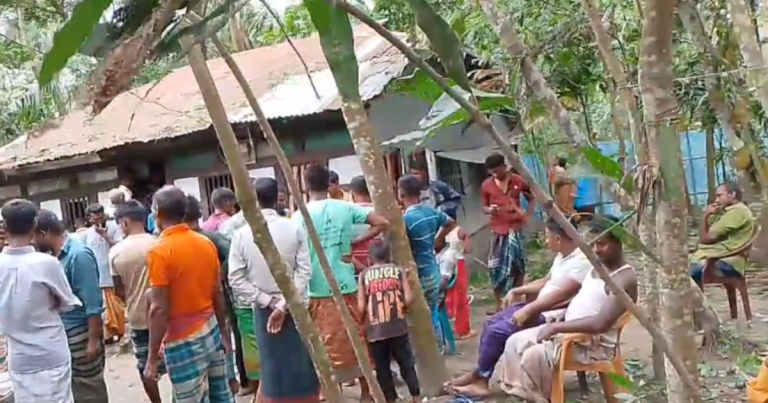 ঘূর্ণিঝড় রেমাল: বোনকে বাঁচাতে গিয়ে প্রাণ গেল যুবকের