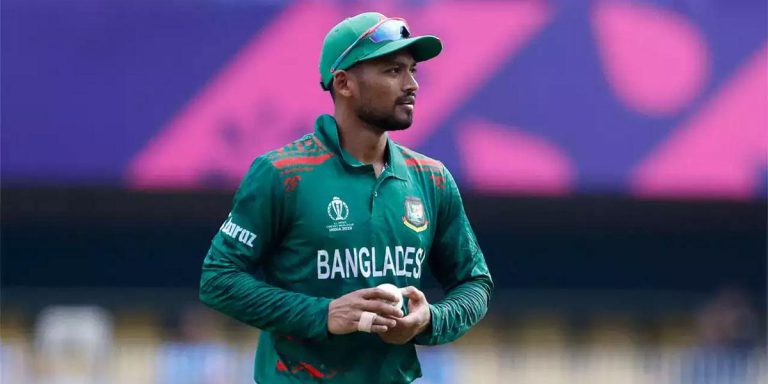 অধিনায়ক কোটায় খেলছেন শান্ত!