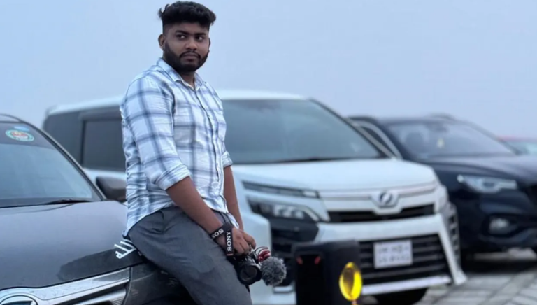 ভিডিও করতে গিয়ে সেতুর রেলিংয়ে ধাক্কা, ব্লগার নিহত