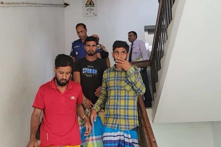 পাবনায় কলেজছাত্র হত্যায় ৩ জনের যাবজ্জীবন