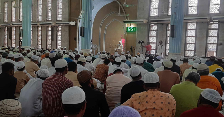 বায়তুল মোকাররমে ঈদুল আজহার প্রথম জামাত অনুষ্ঠিত