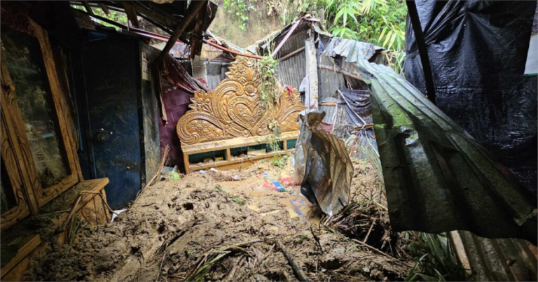 কক্সবাজারে পাহাড় ধসে অন্তঃসত্তা স্ত্রীসহ স্বামীর মৃত্যু