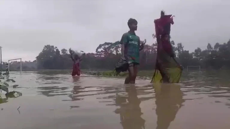 হবিগঞ্জে বন্যায় ২৫ গ্রাম প্লাবিত, দুর্ভোগে ৩০ হাজার মানুষ