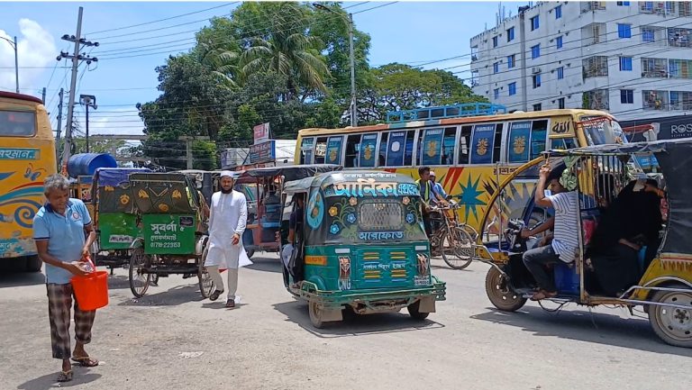 কারফিউ শিথিলে স্বস্তিতে ব্রাহ্মণবাড়িয়ার মানুষ