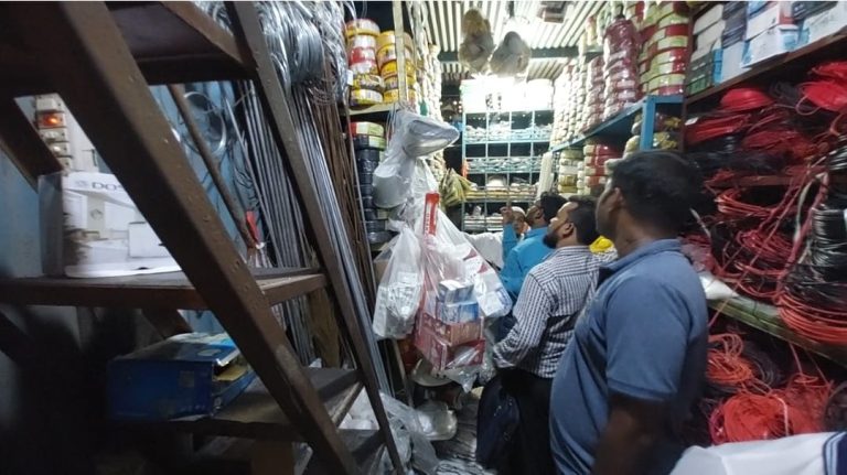 নোয়াখালীতে নকল ক্যাবল বিক্রির দায়ে জরিমানা