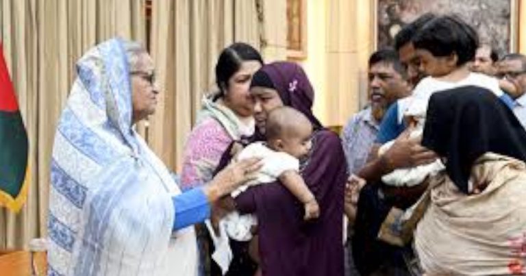 সহিংসতায় নিহত ৩৪ জনের পরিবারকে আর্থিক সহায়তা দিলেন প্রধানমন্ত্রী