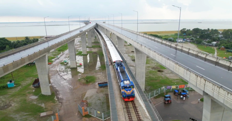 পদ্মা সেতু নির্মাণে মোবাইল সারচার্জ বন্ধে হাইকোর্টের রুল