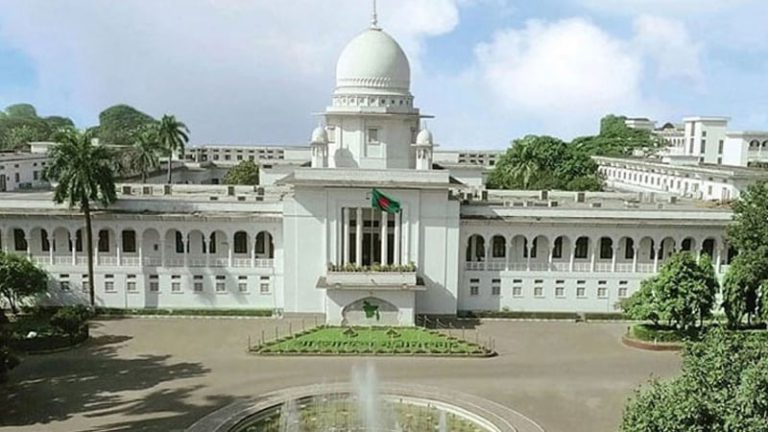 মাধ্যমিক পর্যায়ে পাঠ্যক্রম সংস্কার চেয়ে হাইকোর্টে রিট