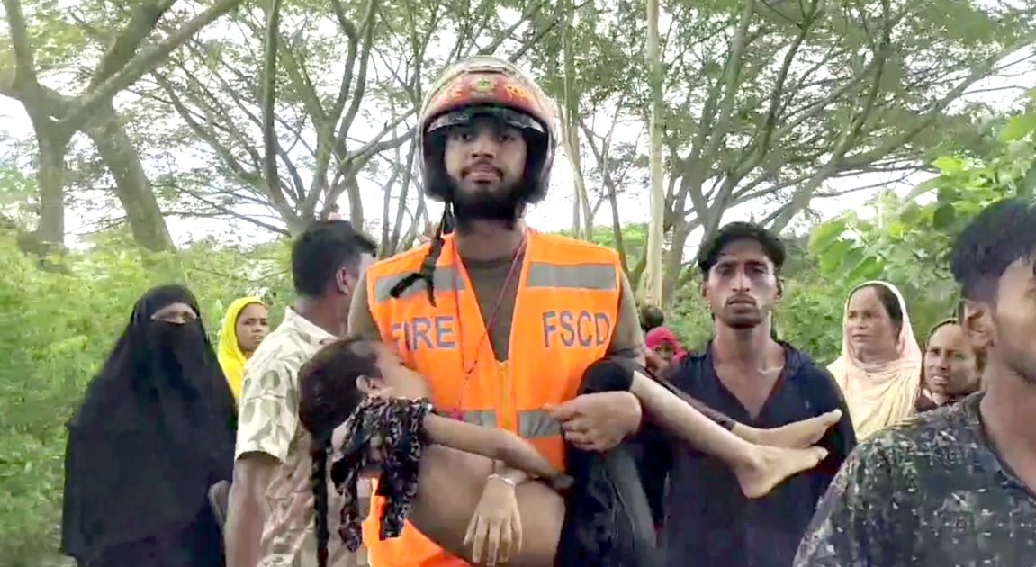 কুমিল্লার বন্যায় ২ শিশুসহ ৩ জনের প্রাণহানি
