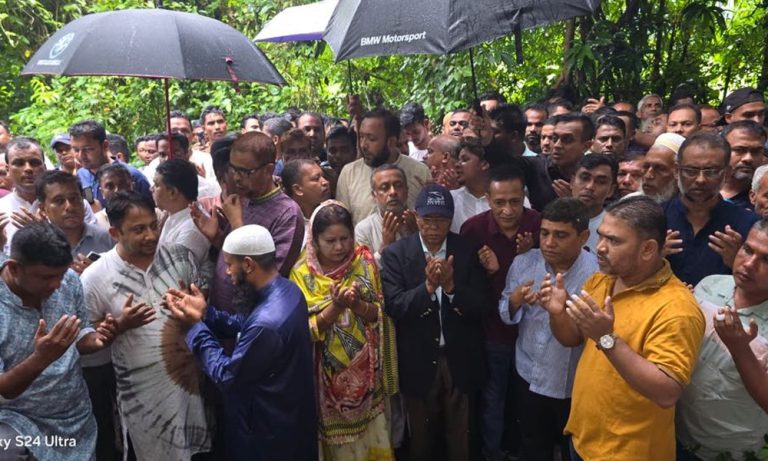 স্বৈরশাসনের অবসান ঘটিয়ে ছাত্রসমাজ আজ ইতিহাসের মহানায়ক