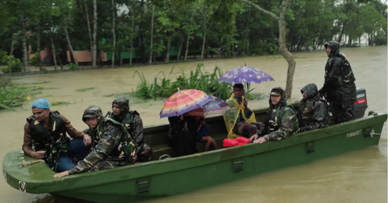 বন্যার্তদের উদ্ধারে সেনাবাহিনীর জরুরী নম্বর