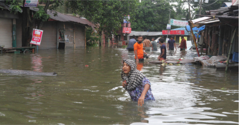 বন্যার্তদের জন্য প্রধান উপদেষ্টার ত্রাণ তহবিলে অর্থ পাঠাবেন যেভাবে