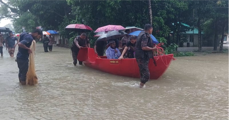 ত্রিপুরায় আরও দু’দিন ভারী বৃষ্টি, দীর্ঘমেয়াদি বন্যার শঙ্কা