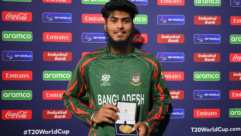 বিগ ব্যাশ লিগে দল পেলেন লেগি রিশাদ