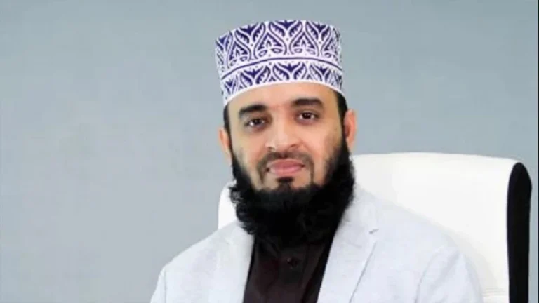 দেশে ফিরছেন মিজানুর রহমান আজহারী