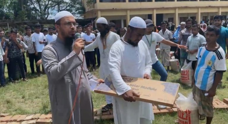 বন্যায় মারা যাওয়া পরিবারের ইনকামের বন্দোবস্ত করা হবে: শায়খ আহমাদুল্লাহ