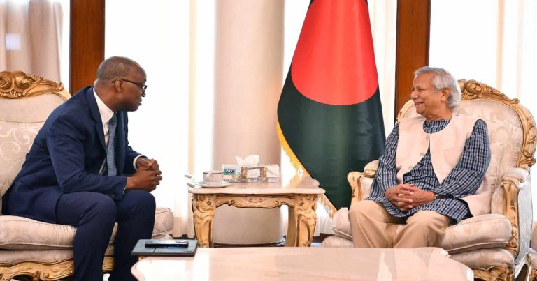 বাংলাদেশকে আরও ২ বিলিয়ন ডলার দেবে বিশ্বব্যাংক