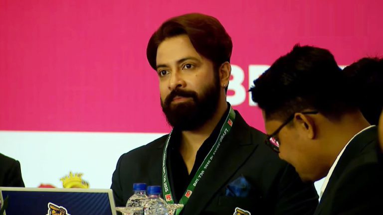 বিপিএলের ড্রাফটে অংশ নিলেন শাকিব খান