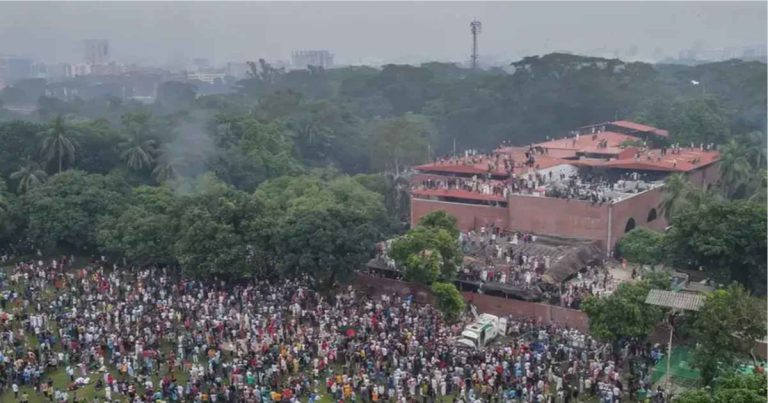 জুলাই গণঅভ্যুত্থান সংশ্লিষ্ট ঘটনায় মামলা-গ্রেপ্তার-হয়রানি নয়: স্বরাষ্ট্র মন্ত্রণালয়