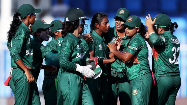 চার বিশ্বকাপ পর জয় পেল বাংলাদেশ