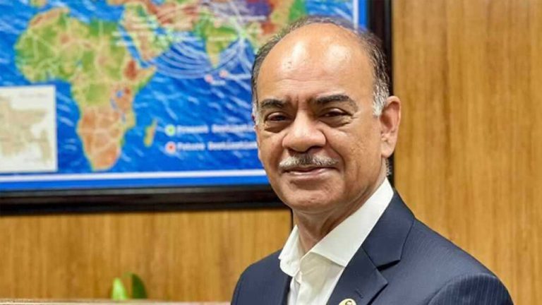 বিএনপিকর্মী হত্যা মামলায় সাবেক মন্ত্রী ফারুক খান রিমান্ডে