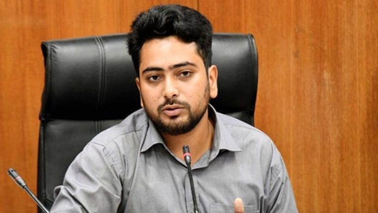 টাইম ম্যাগাজিনের ‘পরবর্তী ১০০’ প্রভাবশালী নেতার তালিকায় নাহিদ ইসলাম