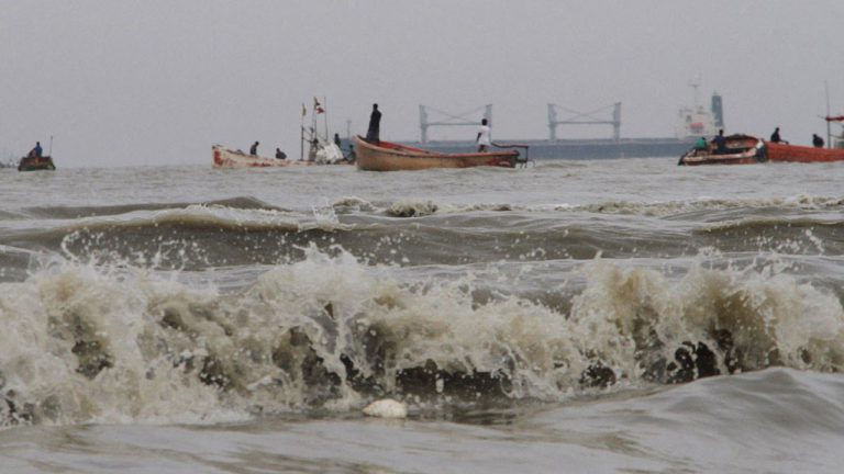 বঙ্গোপসাগরে লঘুচাপ, বৃহস্পতিবার ঘূর্ণিঝড়ে রূপে নেবে ‘ডানা’