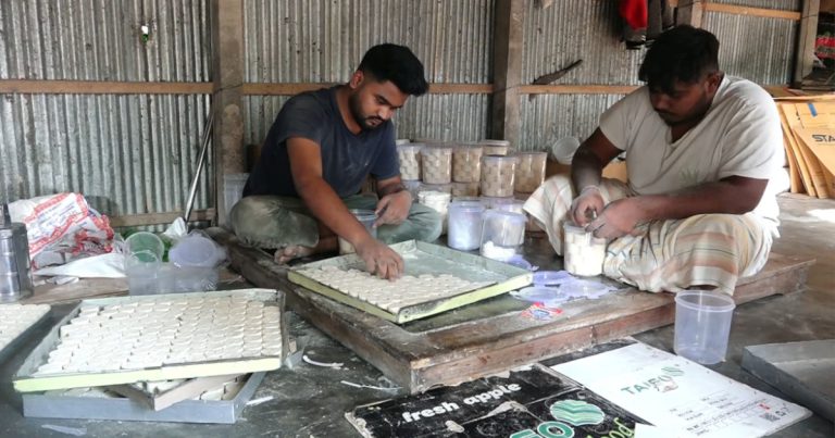 দেশজুড়ে বিখ্যাত কুষ্টিয়ার শনপাপড়ি