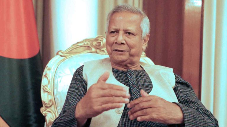শেখ হাসিনা সরকার সবকিছু ধ্বংস করে গেছে: নিক্কেই এশিয়াকে প্রধান উপদেষ্টা