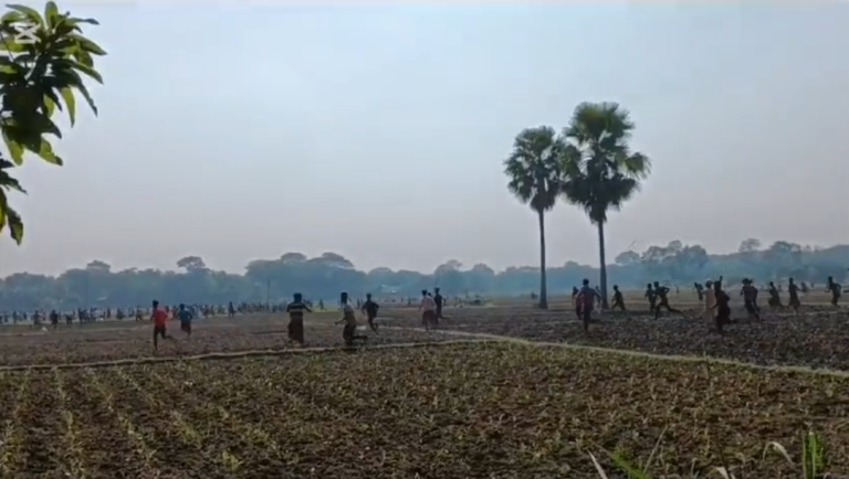 গোপালগঞ্জে সরকারি জায়গা দখল নিয়ে সংঘর্ষ, আহত শতাধিক